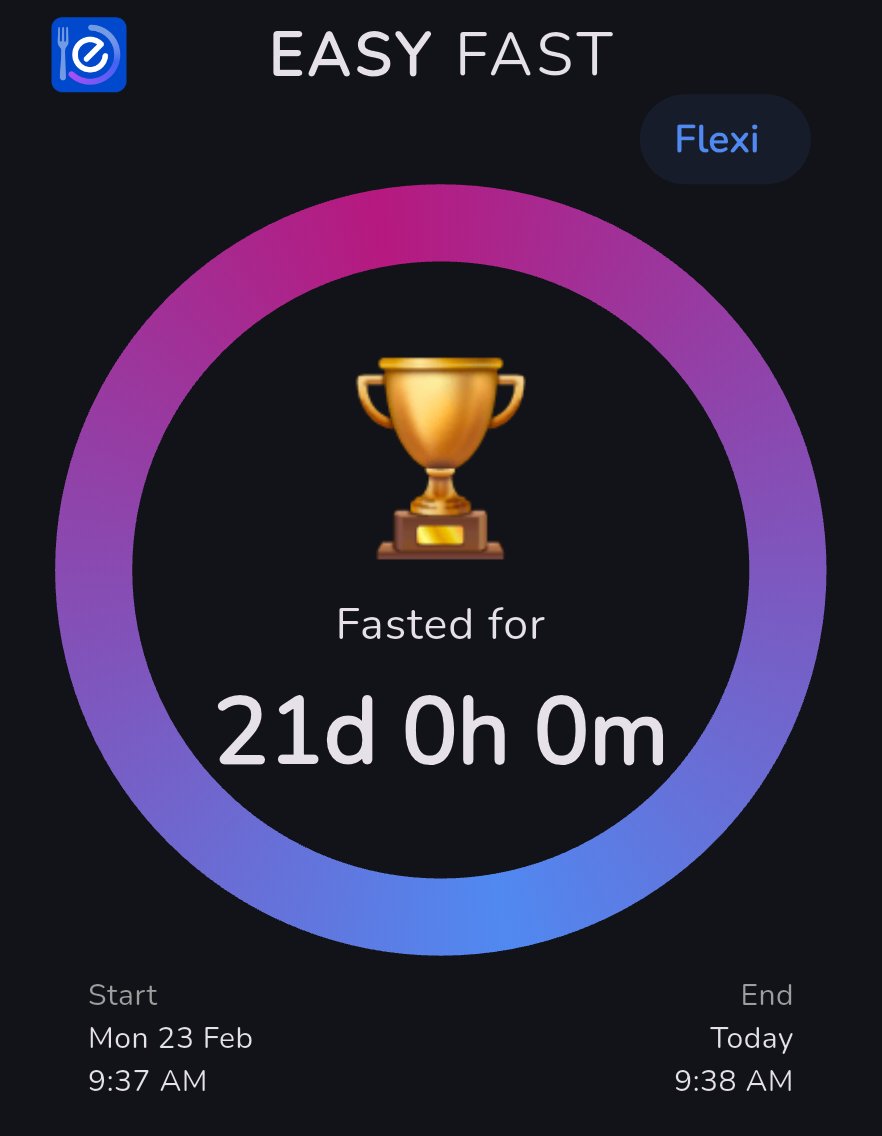 TomK3rridge's tweet image. 21 days. Water only. Not one bite of food.
Started February 23rd.
Lost 3 stone / 42 pounds / 19kg in 21 days. 🔥
No surgery. No pills. No shortcuts.
Just water, electrolytes and mental strength.
While working full time,
21 days complete. 

#Fasting #ExtendedFasting #21DayFast