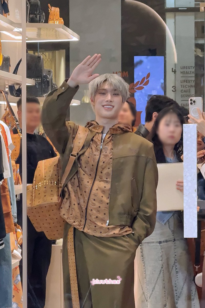 260316 #mcmthxmingi 

너무 너무 사랑해 민기야 ㅠ ♡♡♡♡♡