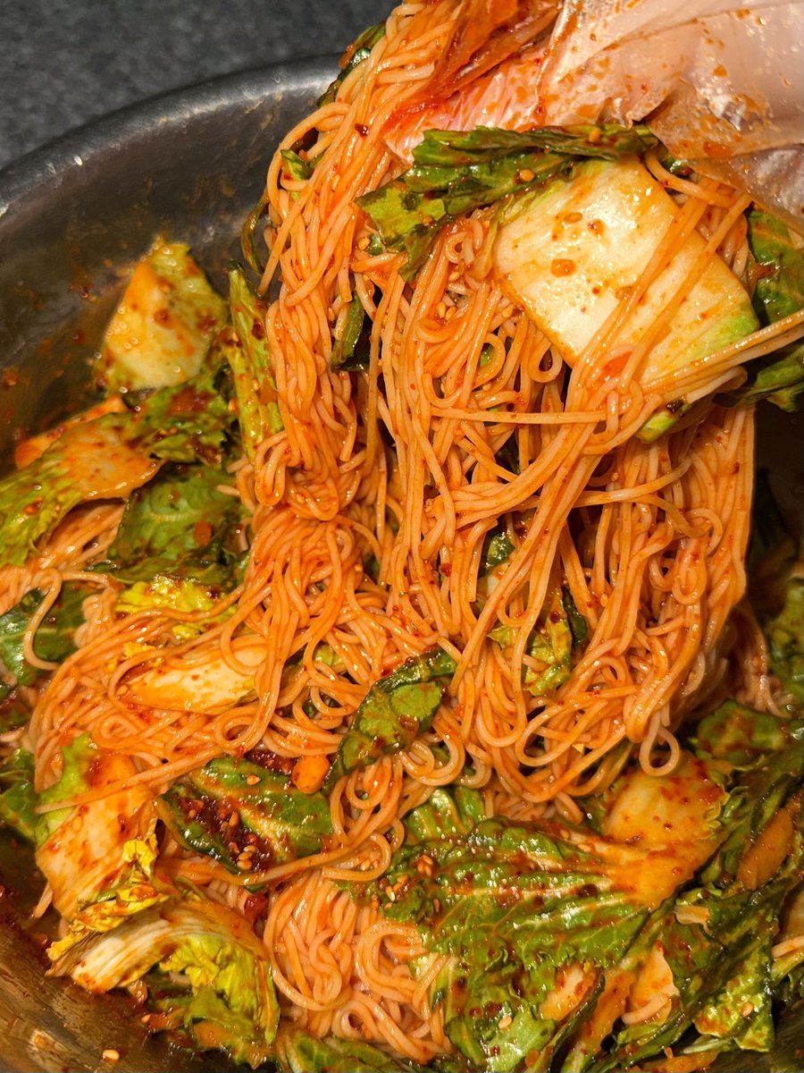 침고임 tweet media