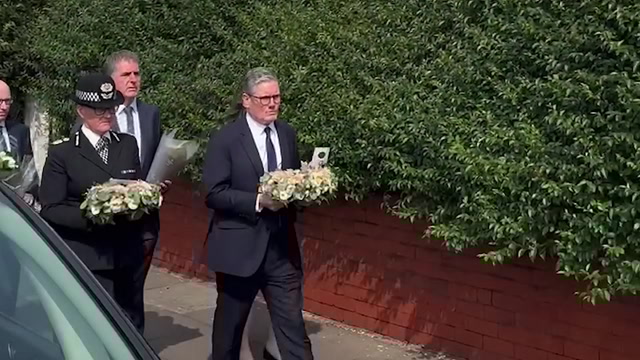 Keir Starmer spent over an hour at Downing Street entertaining Muslins over Ramadan.

He spent less than 3 minutes in Southport.

Which "British" people is he working for exactly?