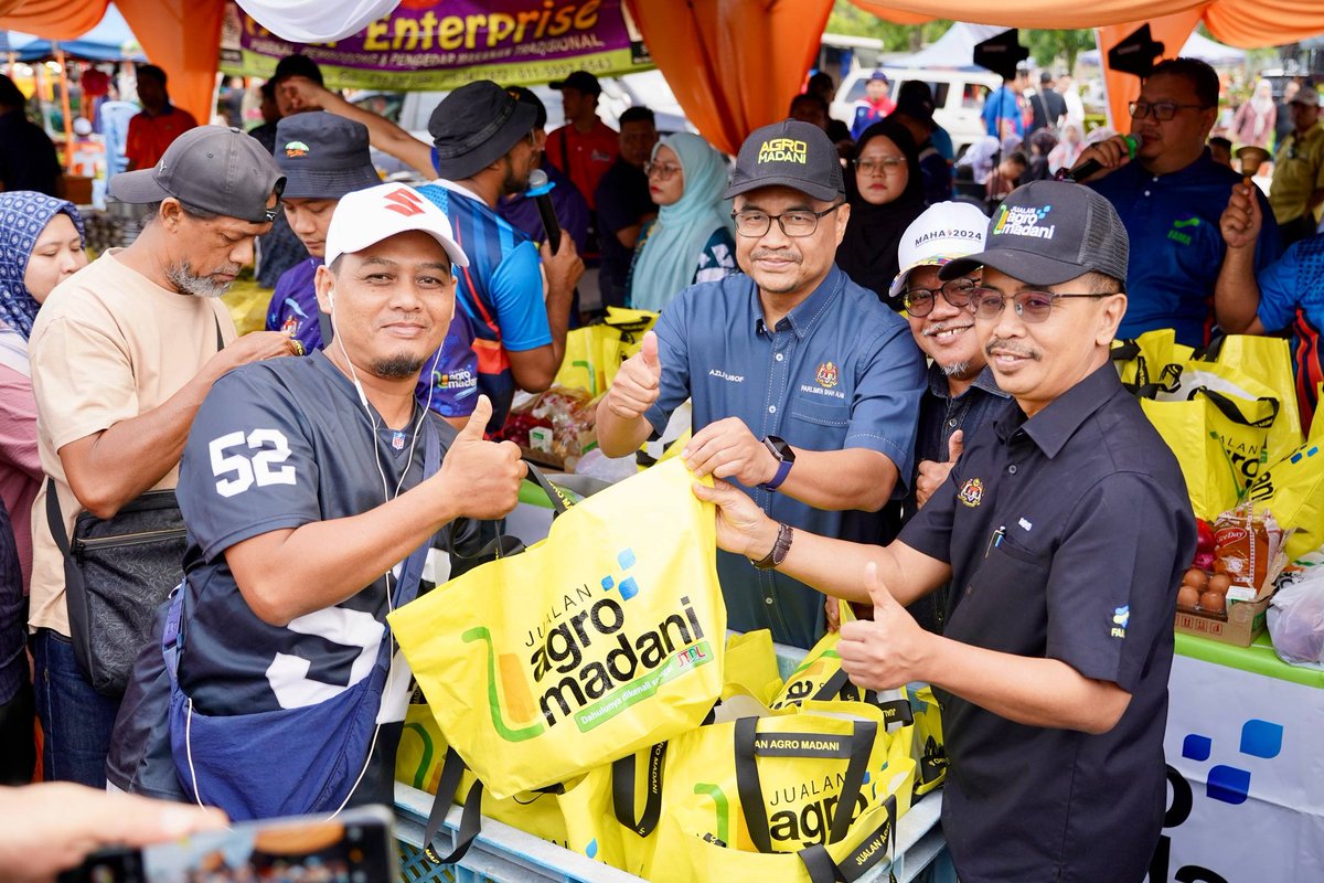 Azli Yusof tweet media