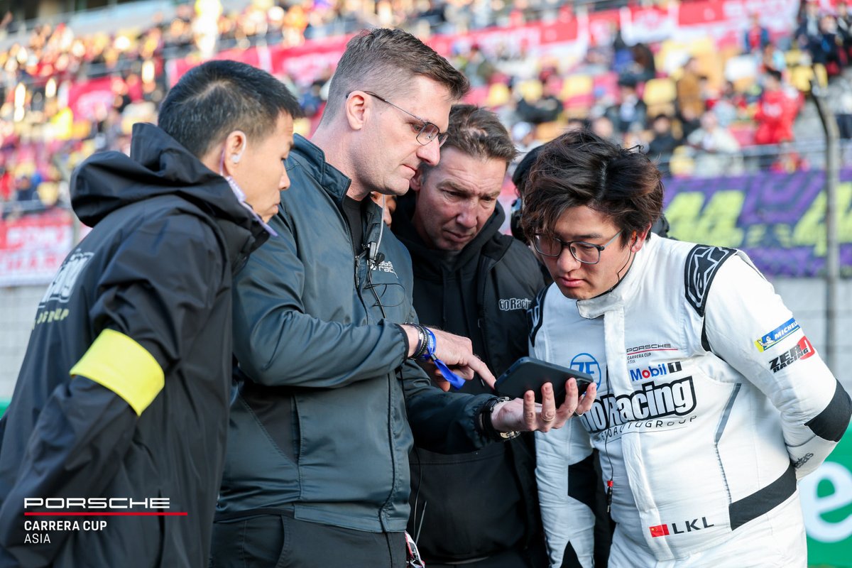 Absolute Racing tweet media