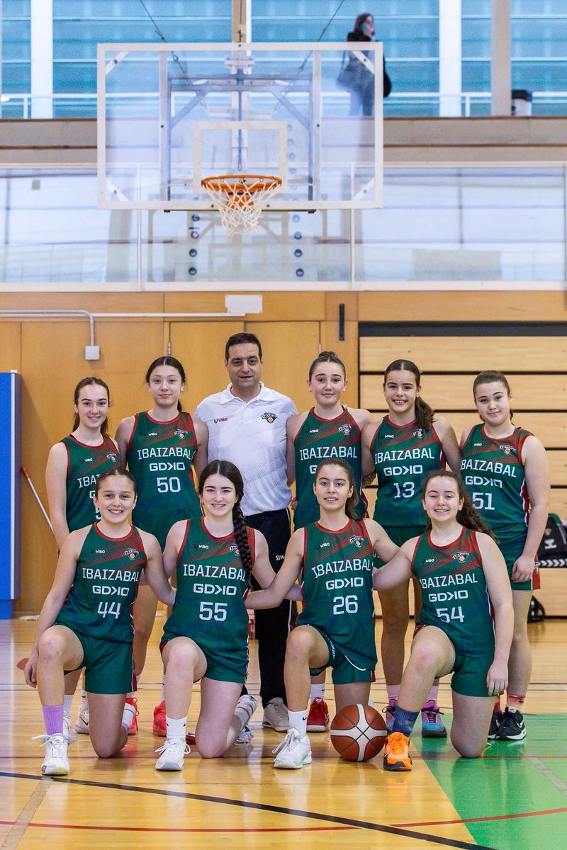 IbaizabalST's tweet photo. El Infantil Femenino de Rendimiento (R1) de Ibaizabal,  se ha clasificado matemáticamente para la Final Four de Bizkaia, donde competirá por una plaza para los Juegos Escolares de Euskadi. Zorionak talde!!! https://t.co/a3vLJYvxVx