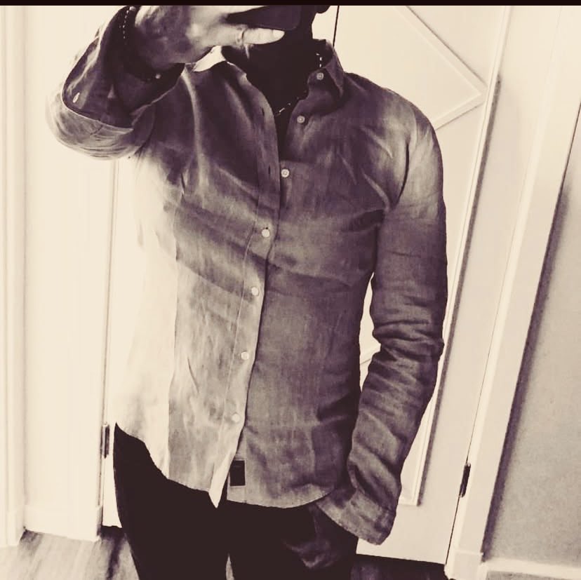 It’s Monday 

Time to slowly fade away and be reborn into that powerful energy laying dormant within me 

And go and fuck some shit up 😁