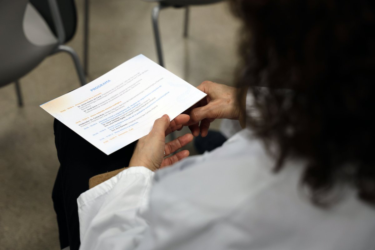 HospitalLaFe tweet media