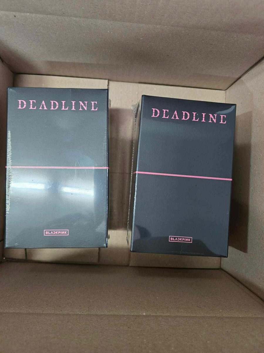 ERI_SHOPPE's tweet photo. arrived at kr warehouse | BLACKPINK ‘Deadline’ Mood Light ver.

• all 150pcs arrived at kr warehouse
• eta: mid-April
• extra stock from ygselect (5 pcs) https://t.co/0APis4jyVH