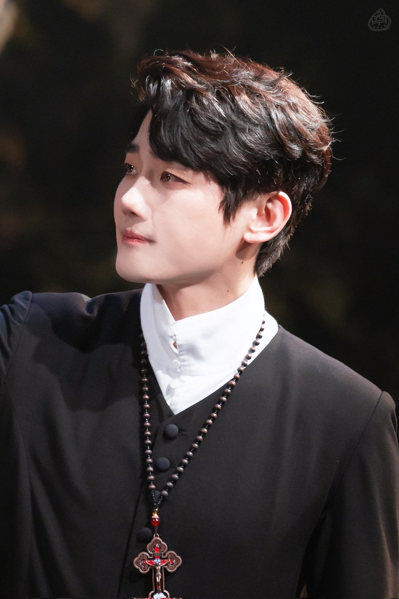 bogo_8's tweet photo. 아름답다는말이 한계라는게 아쉬울따름.. https://t.co/S1TBT0SEHX