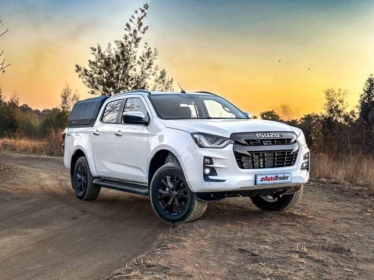 AutoTrader tweet media