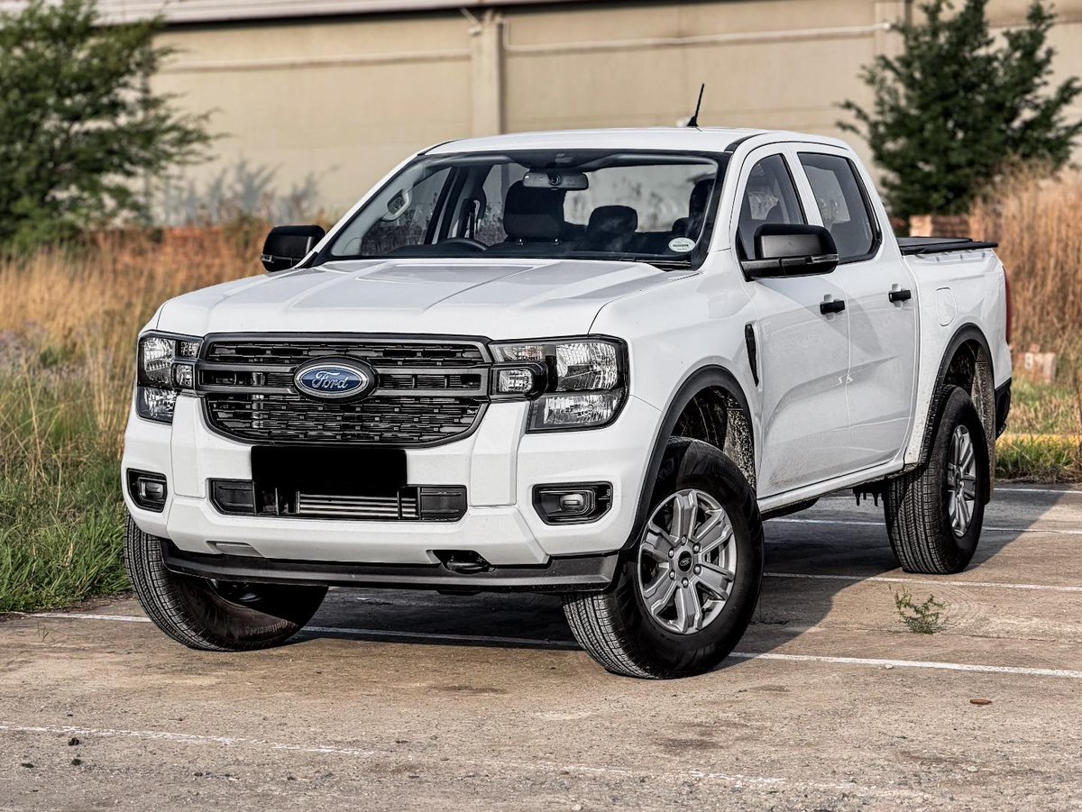 AutoTrader tweet media