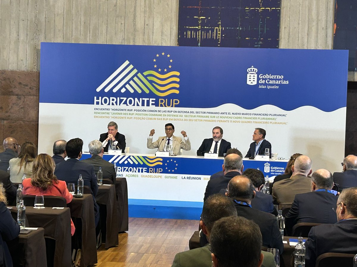 Asoc. de org de productores de Plátano de Canarias tweet media