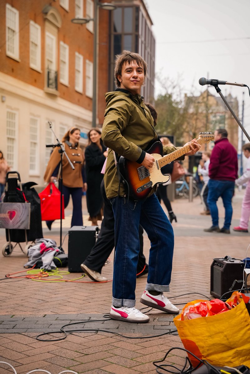 Laurie Wright tweet media