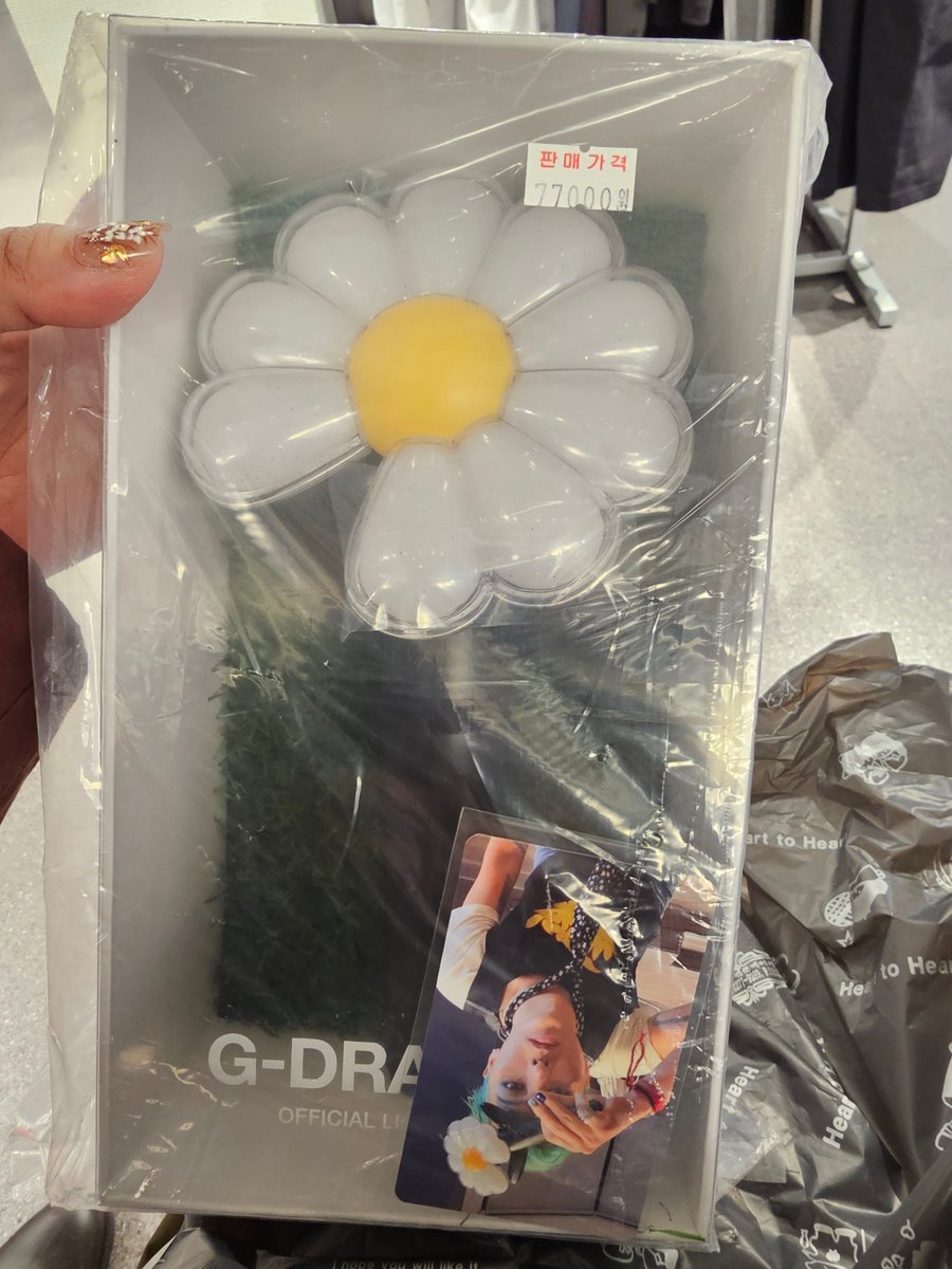 Francesca Cabanero tweet media