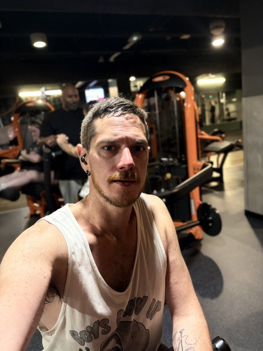 𝗥𝗼𝗺𝗮𝗶𝗻 𝗣𝗲𝘁𝗶𝘁 𝗣𝗼𝗻𝗲𝘆 tweet media