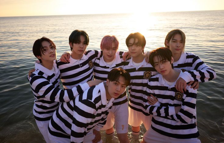 ghosteadw__'s tweet photo. @esposadejake_ HEESEUNG IS NOT OPTIONAL. Erasing him undermines ENHYPEN's identity. Fans demand seven members remain intact. ENHYPEN IS SEVEN.

DO NOT REWRITE THE FATE OF ENHYPEN
#BEACCOUNTABLE_BELIFT
#ENHYPEN_IS_7 
#HEESEUNG_STAYS https://t.co/wvi8148SUi