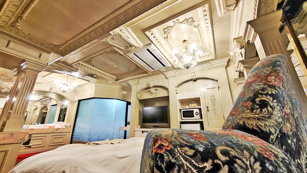 ⁴⁴鵺  tweet media