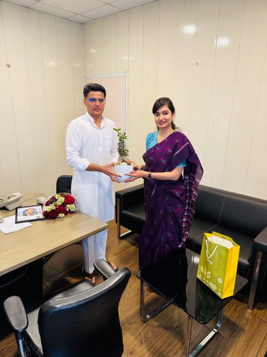 thispodcastguy's tweet photo. Nothing good has ever come out of the Sachin Pilot school of politics. https://t.co/XvkN2cUPd4