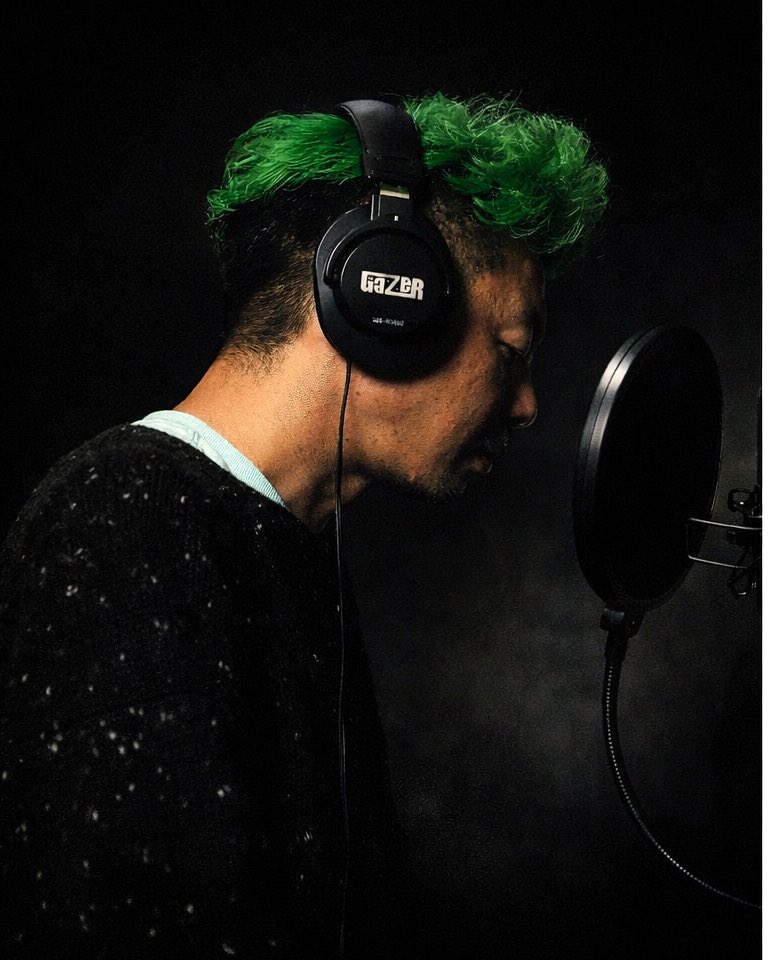 HAIIRO DE ROSSI info. tweet media