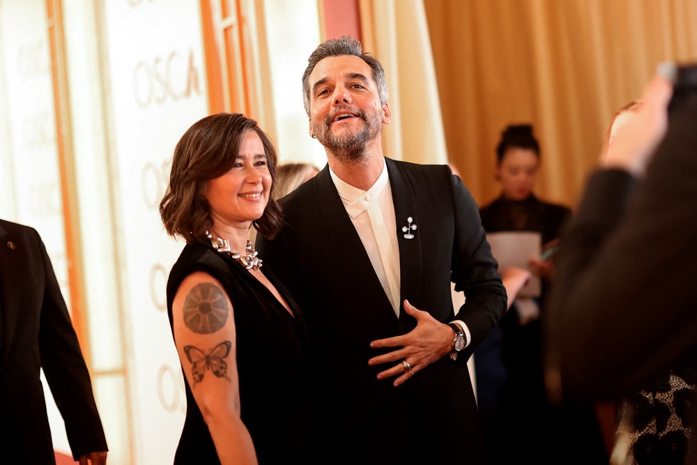 youwent011's tweet photo. @JoaquinTeixeira Vô até agora eu não vi sua opinião sobre a tatuagem da esposa do Wagner Moura kkk https://t.co/taS5TwvRIm