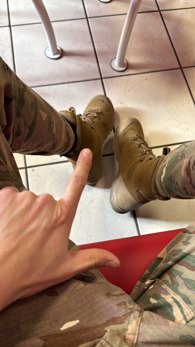 Mister Military tweet media