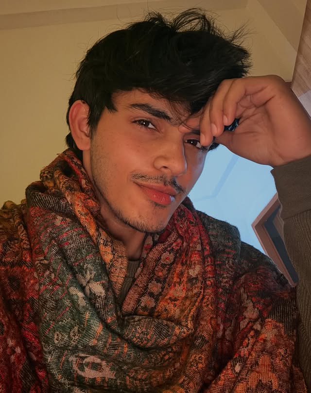 Papi IYKYK 🌚🌝 tweet media