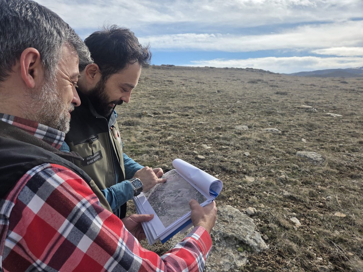 afyontarimorman's tweet photo. 🌱 4342 sayılı Mera Kanunu'nun 14. maddesi kapsamında, İl Müdürlüğü teknik ekiplerimiz sahada! 

İl Müdürlüğümüze iletilen; imar, kamu yatırımı, maden, res, ges, jeotermal kaynaklı teknoljik sera,su kuyusu vb.

@TCTarim @ibrahimyumakli https://t.co/nGe5PvJGqu