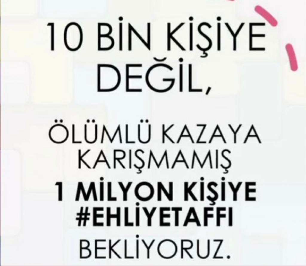 200BinCeza YuvaYıkar 
#EhliyetimiGeriVer
Cezaların caydırıcı olması konusunda bizlerde hemfikiriz lakin!!
Daha evvel ki yasalara göre Ehliyetine El konulan insanların Ehliyeti geri verilmeli.
<a href="/abakingurlek/">Akın Gürlek</a> 
 <a href="/adalet_bakanlik/">T.C. Adalet Bakanlığı</a> <a href="/AbdullhAydgdu/">Abdullah AYDOĞDU</a> <a href="/RTErdogan/">Recep Tayyip Erdoğan</a> <a href="/avabdullahguler/">Abdullah Güler</a>
