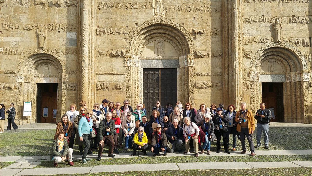 Caminos del Románico tweet media