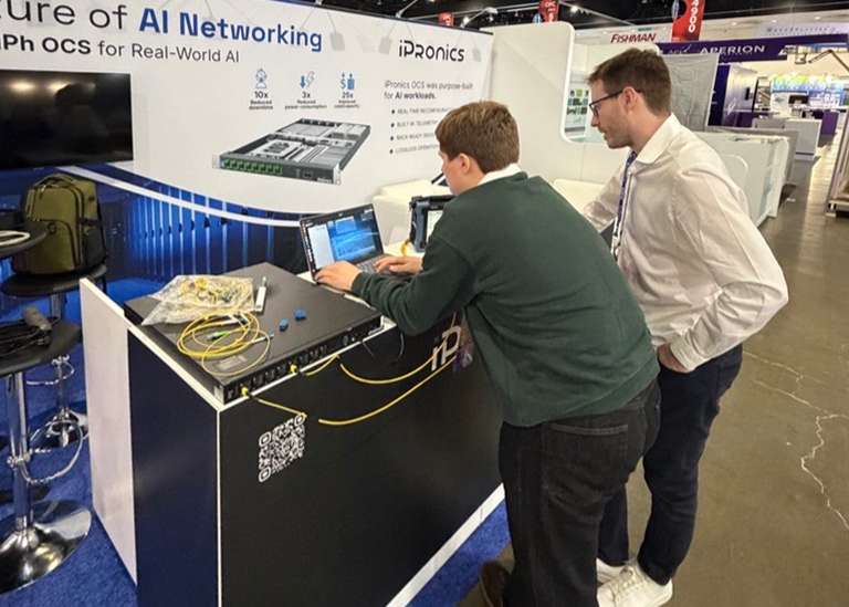 iPRONICS tweet media