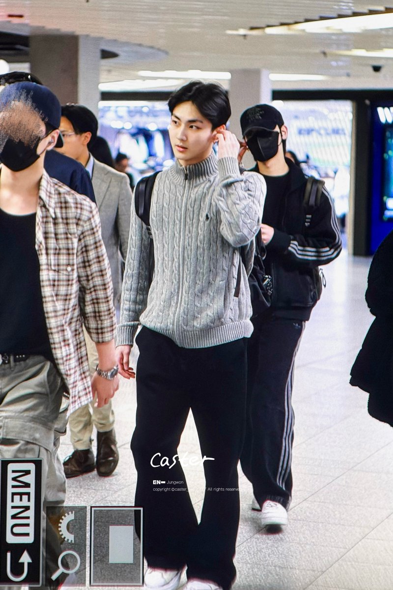 𝐜𝐚𝐬𝐭𝐞𝐫. tweet media