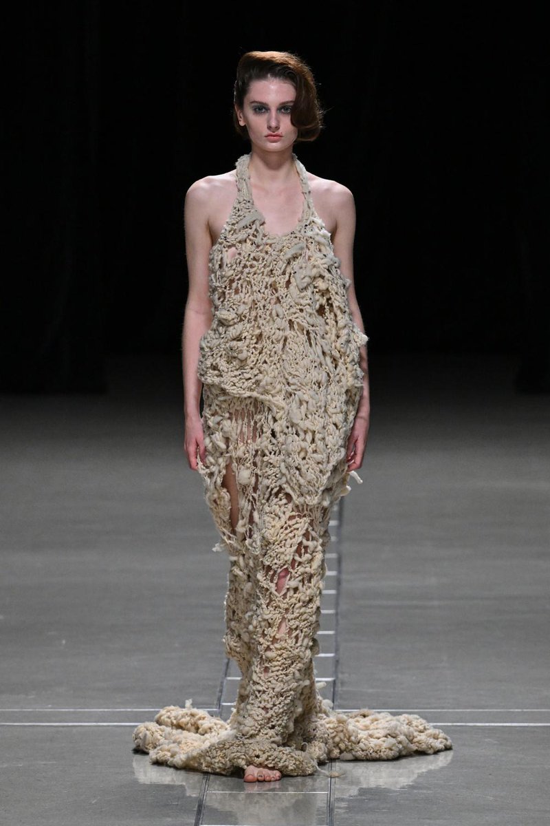 工藤花観が手掛ける「カカン(KAKAN)」が、「Rakuten Fashion Week 工藤花観が手掛ける「カカン(KAKAN)」が、「Rakuten Fashion Week