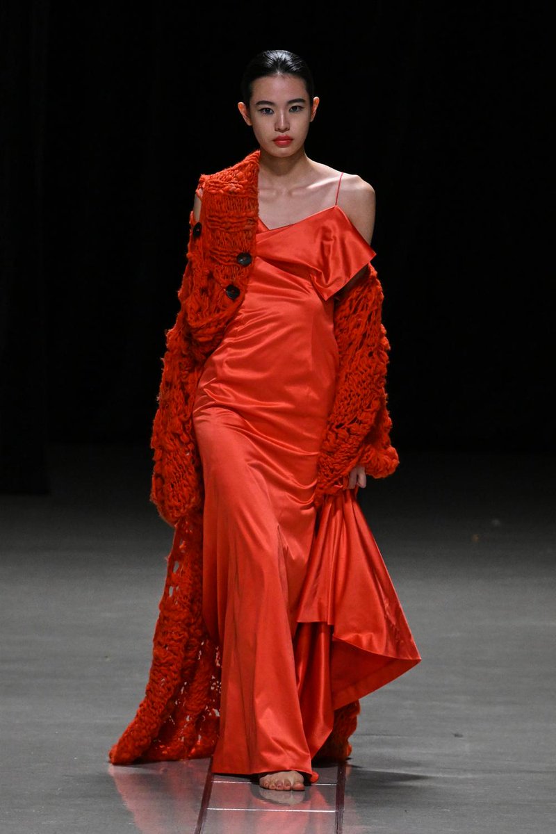 工藤花観が手掛ける「カカン(KAKAN)」が、「Rakuten Fashion Week 工藤花観が手掛ける「カカン(KAKAN)」が、「Rakuten Fashion Week