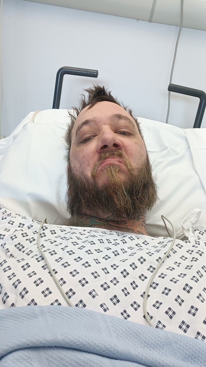 𝕯𝖆𝖟𝖟 tweet media