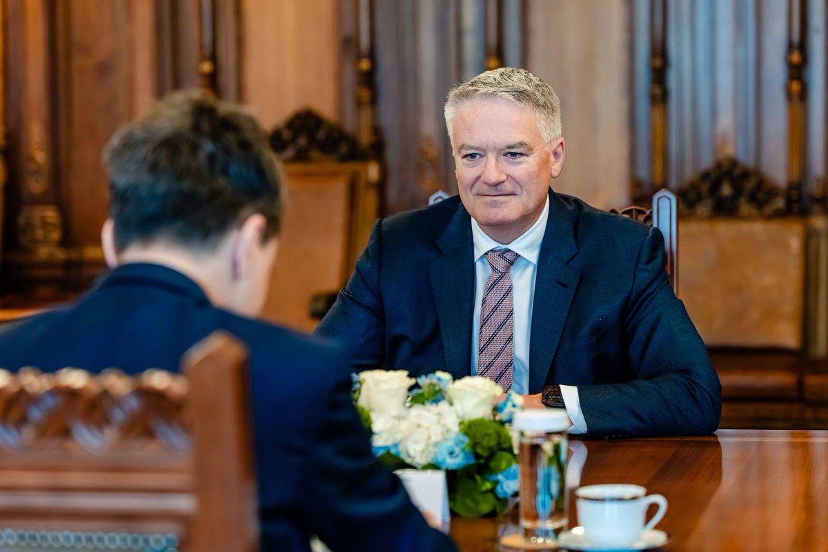 Nicușor Dan tweet media