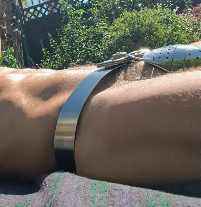 Behind Barz tweet media