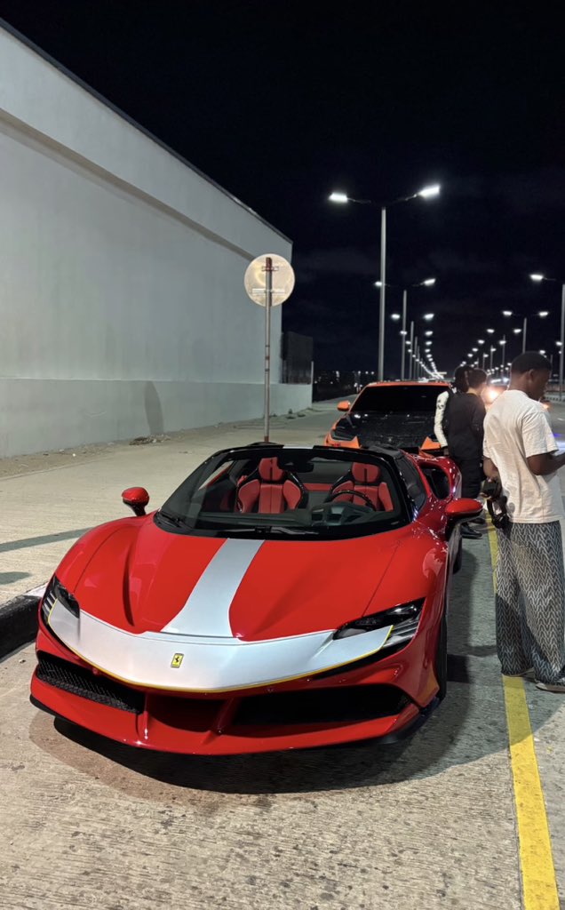 YL_IN_LAGOS tweet media