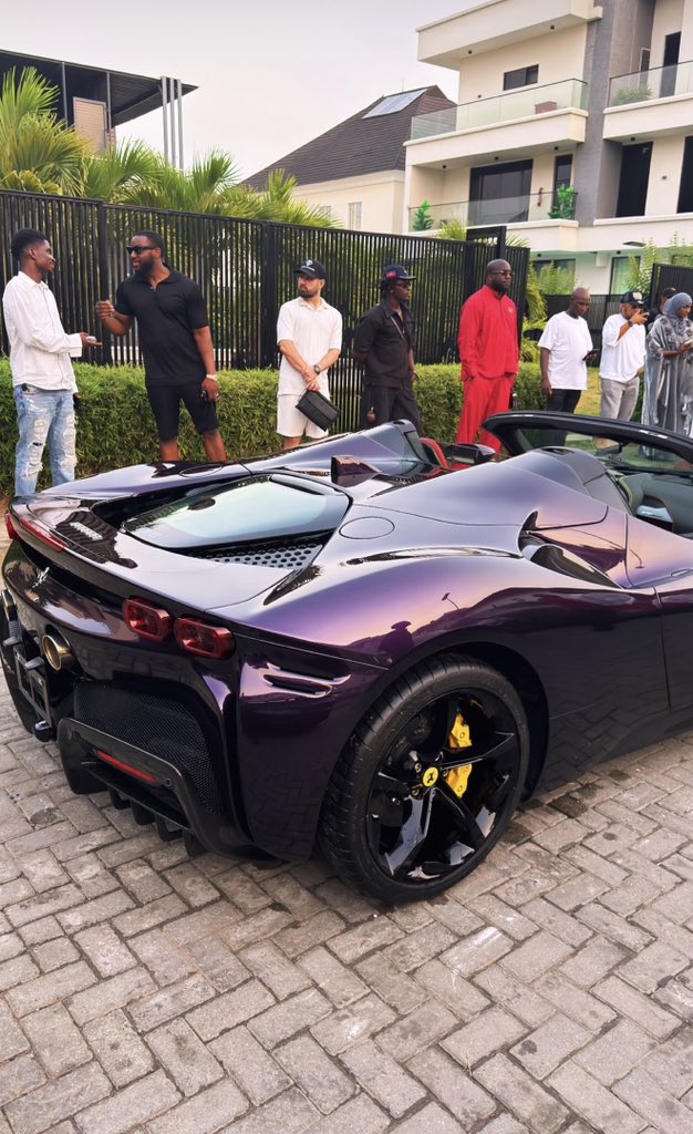 YL_IN_LAGOS tweet media