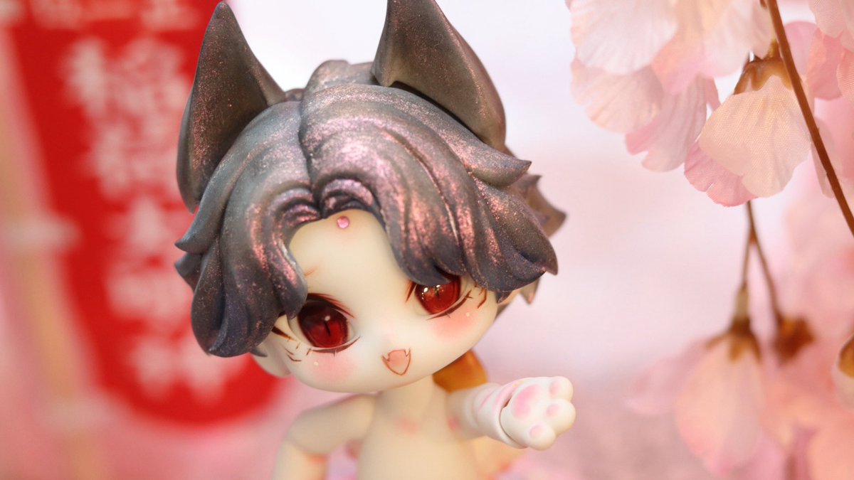 新作ウィッグパーツ「メロウィッグ」
　　　　　　　　　各7000えん
メロい男になれる狐耳がついたウィッグパーツです。
メロピンクとメロブルーの各1点ずつ。
前髪と耳はブルタックでつけます。
(とのベスティにもつけられます)

#海月のベスティ　#アイドール東京