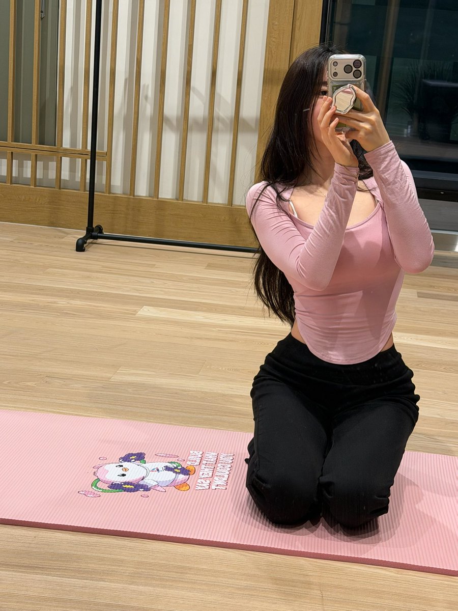 Rosa 👑 tweet media