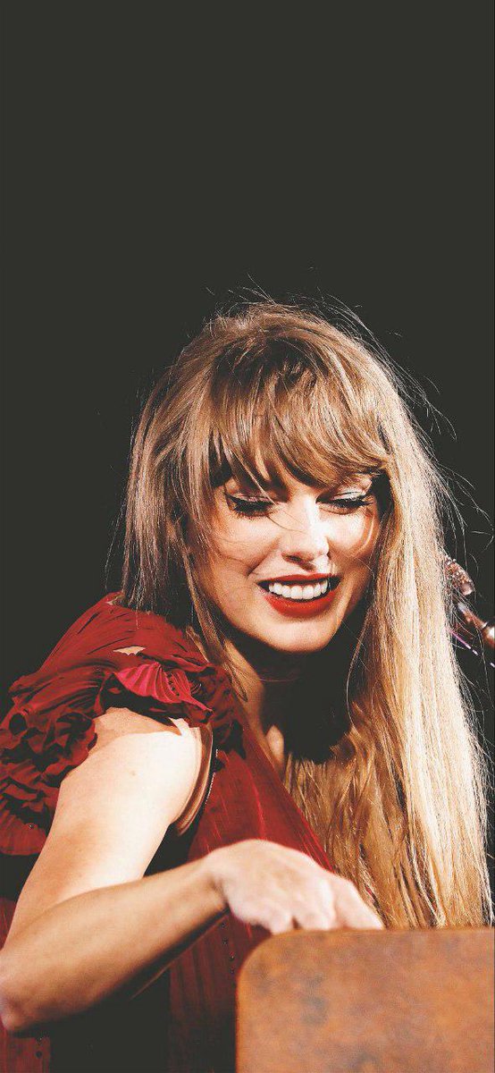 slaveofgodTay's tweet photo. #MonTay morning always has me ready to worship❤️🙏 I am forever an obedient servant to our almighty God Taylor Alison Swift 🛐 Praise our lord and may she reign over us forever 🙏❤️ https://t.co/GbdmeAogtP