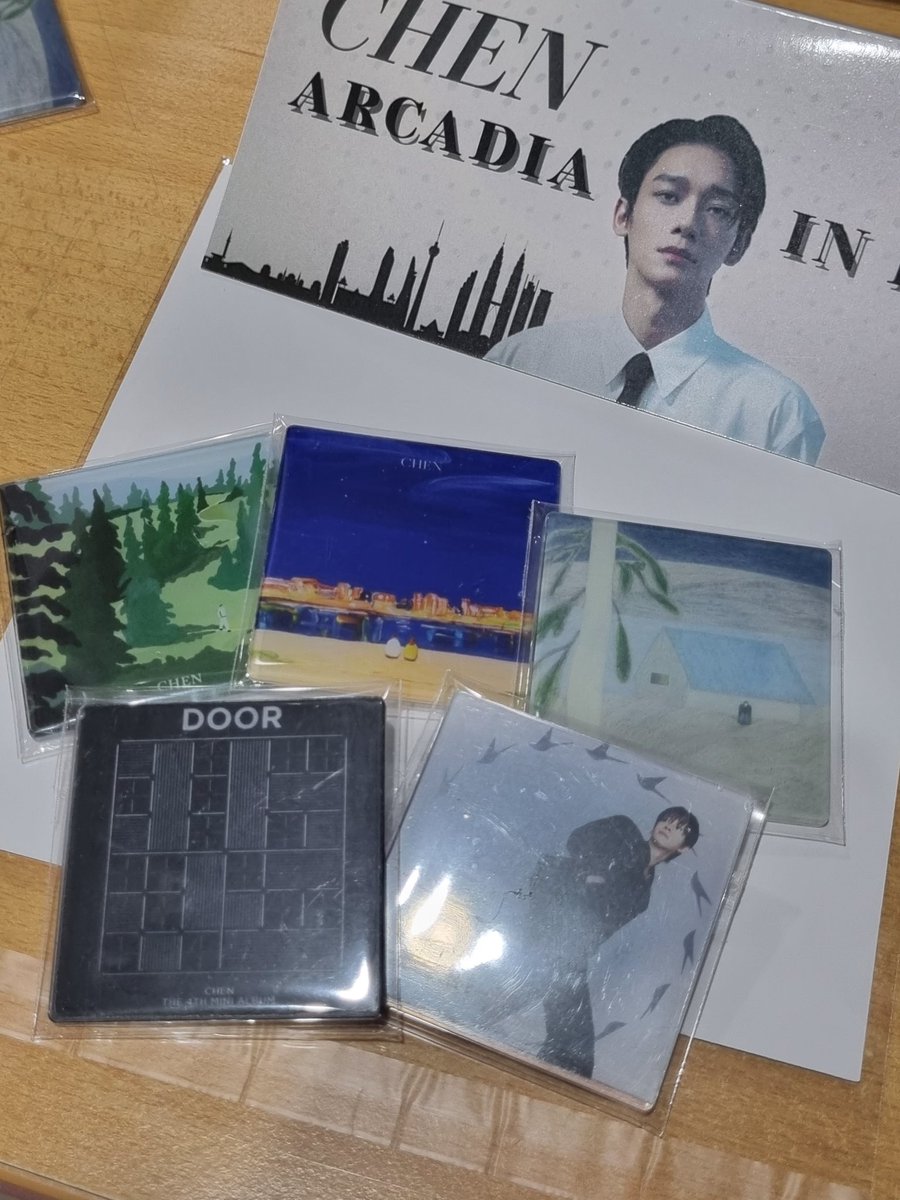 ✨️ Hi all! Here's a small giveaway for Chen's Arcadia Concert in KL!

Rules:
RT &amp; Like this post
Able to claim on Chen's concert

May the odds be ever in your favour ✨️ 

#RiangRiaJD #ARCADIAinKL #ArcadiainMY #CHENinKL #CHENinMY