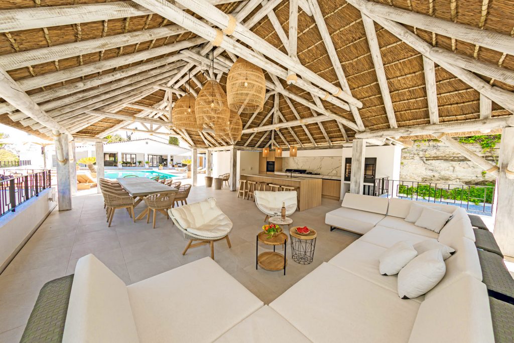 Cape Reed International tweet media