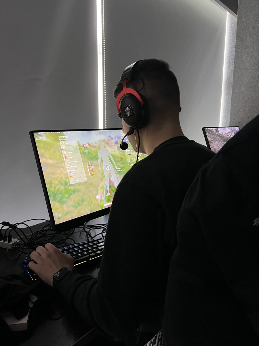 Virtus.pro PUBG tweet media