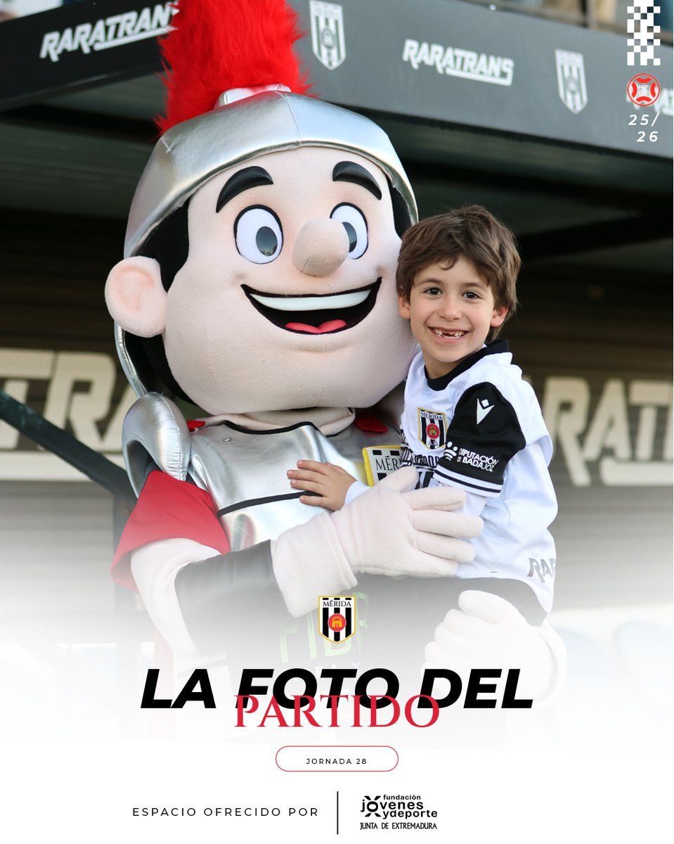 Merida_AD's tweet image. 📸 𝗟 𝗔   𝗙 𝗢 𝗧 𝗢

😍 La ILUSIÓN de nuestros romanos más pequeños es patrimonio del club ⚪️⚫️

⚽️ #MéridaDépor #Jornada28

😉 @FJyD