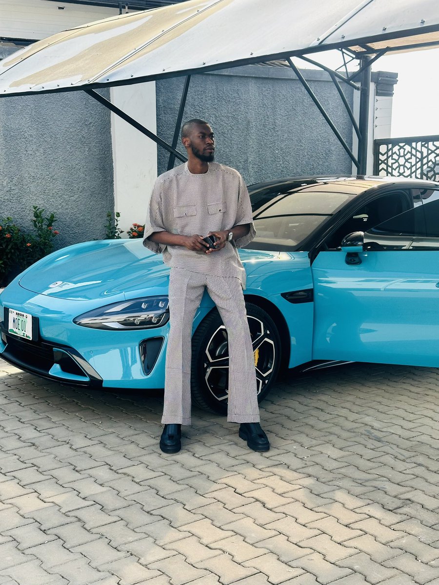 Monday reminder: The dream is still valid. Move slowly if you must, but never stop moving…