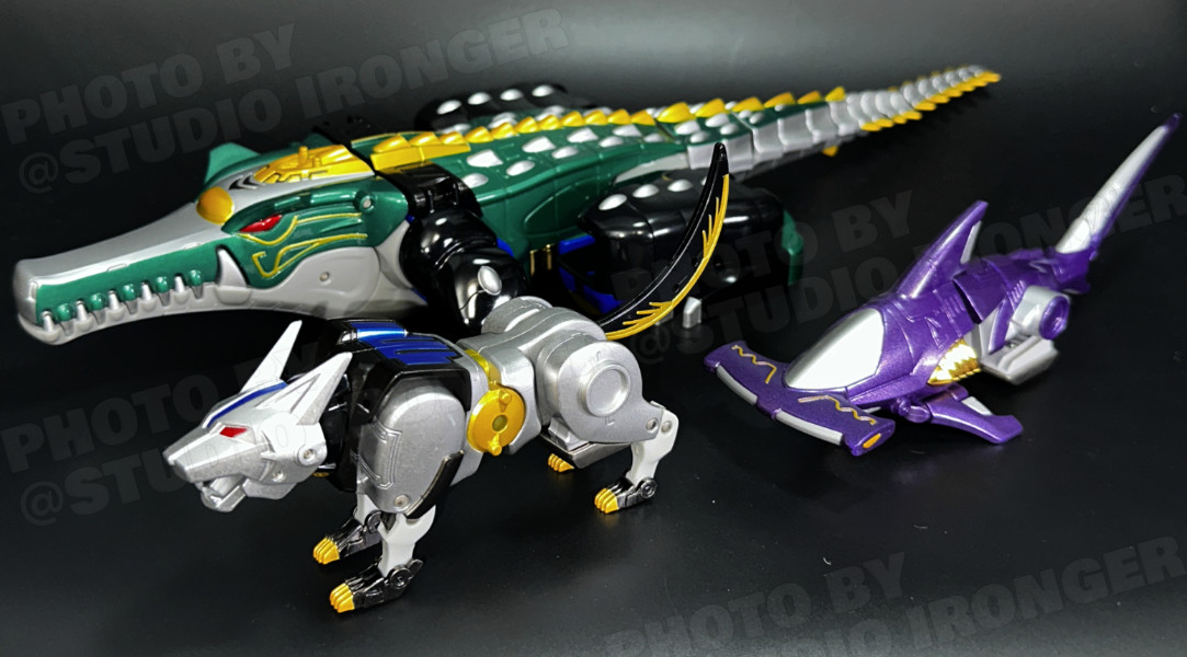 ✨入手困難 百獣戦隊ガオレンジャー DXバイソン ウルフ ハンマーヘッドシャーク 魔獣合体・DXガオハンター。百獣戦隊ガオレンジャーの強敵・狼鬼が