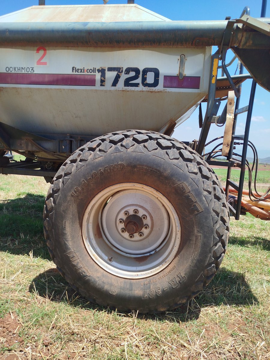 CHOBOS™ tweet media