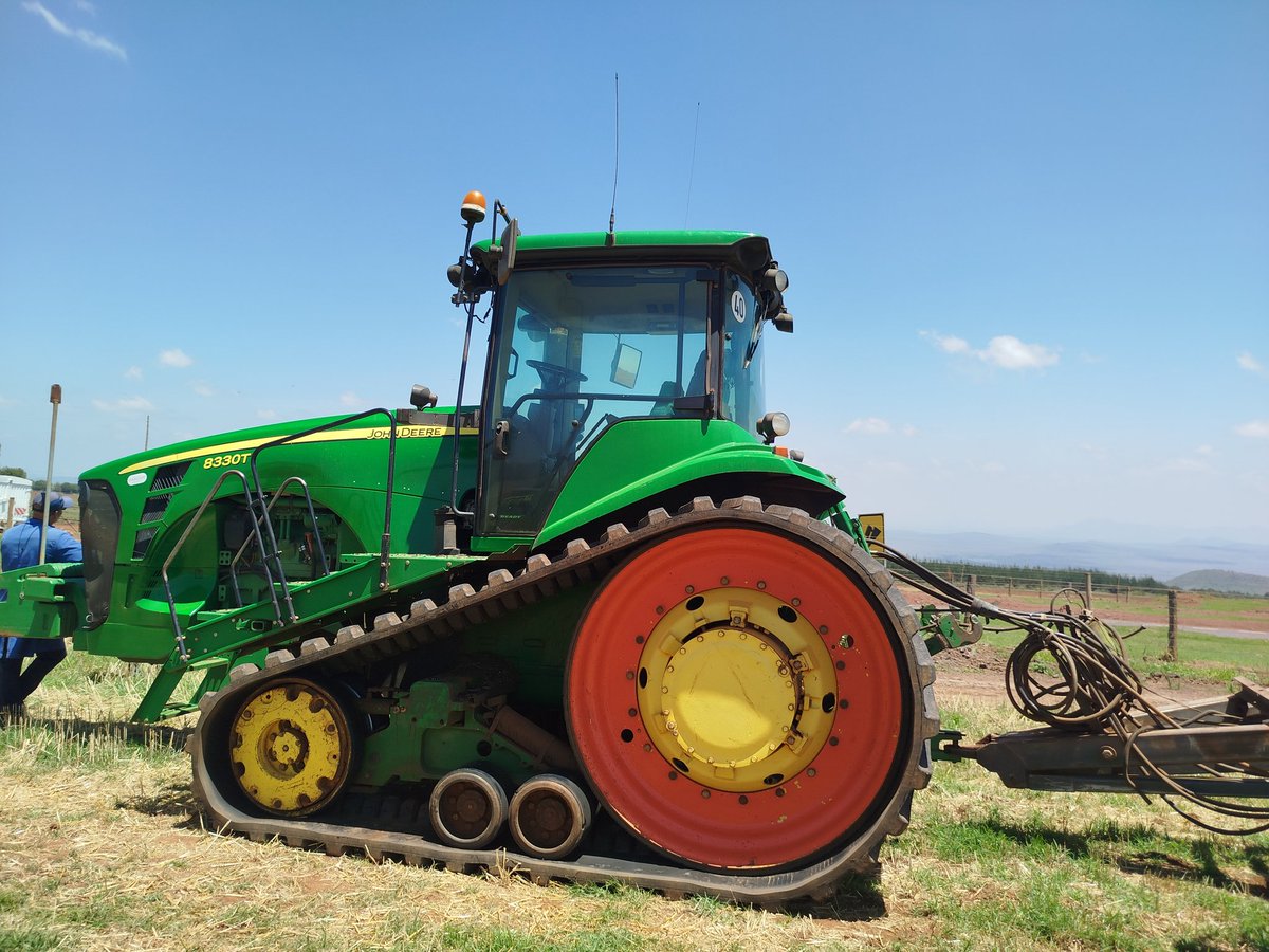 CHOBOS™ tweet media