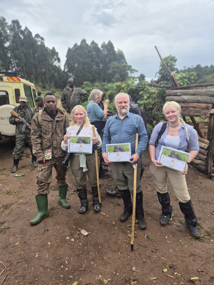Bwindi Gorilla Trekking Safari Company tweet media