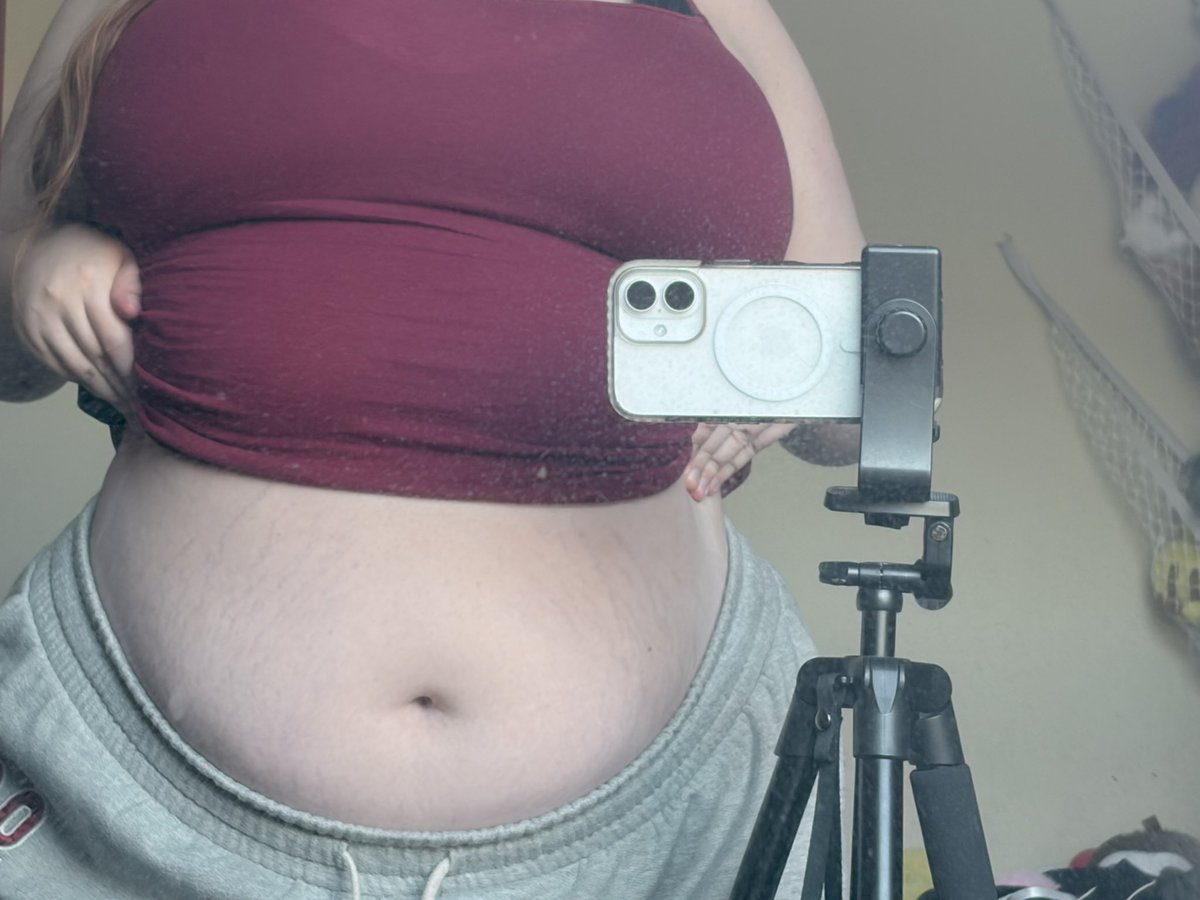 princess eggi tweet media