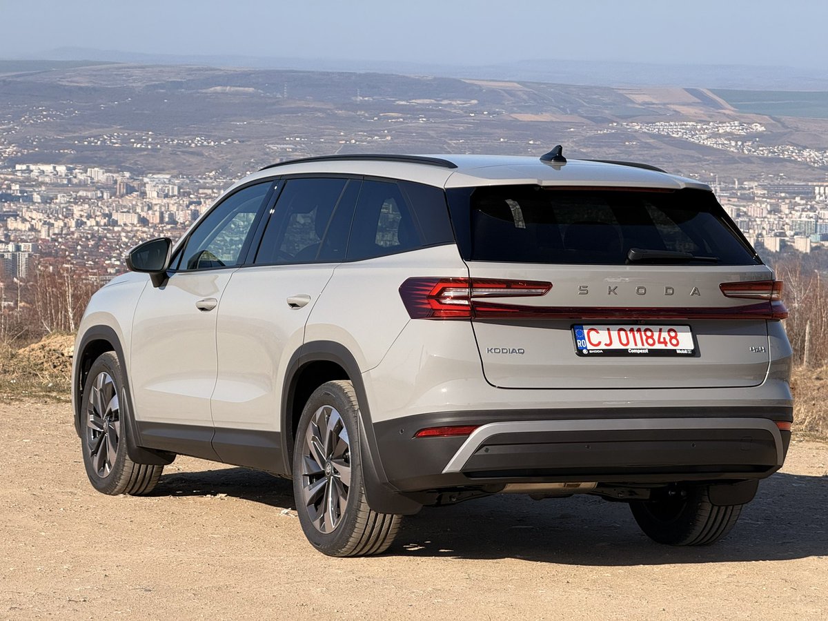 ᖇ ᗅ ᗬ ᙀ tweet media